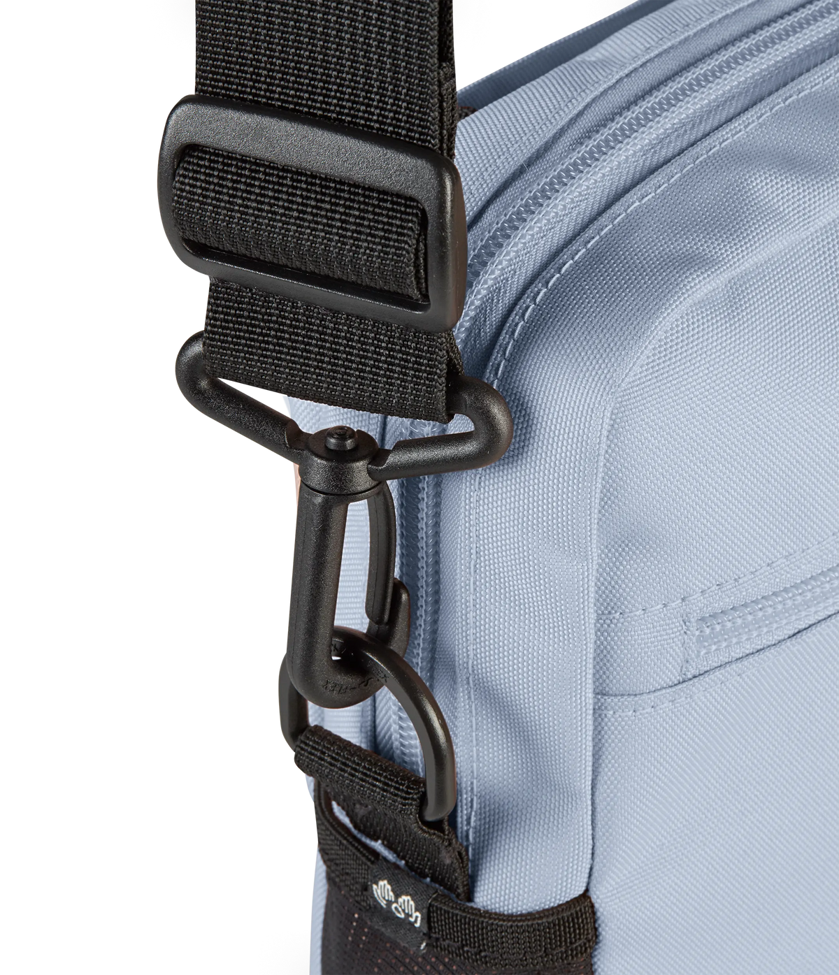 central-adaptive-crossbody-t7 JS0A7ZNB7G7-DET4.webp