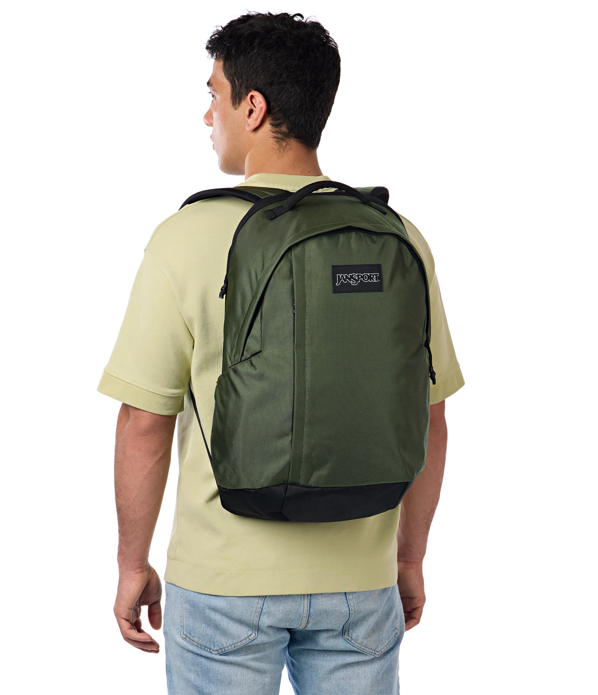 station-pack-q5 JS0A85NXKM1-MODEL.webp