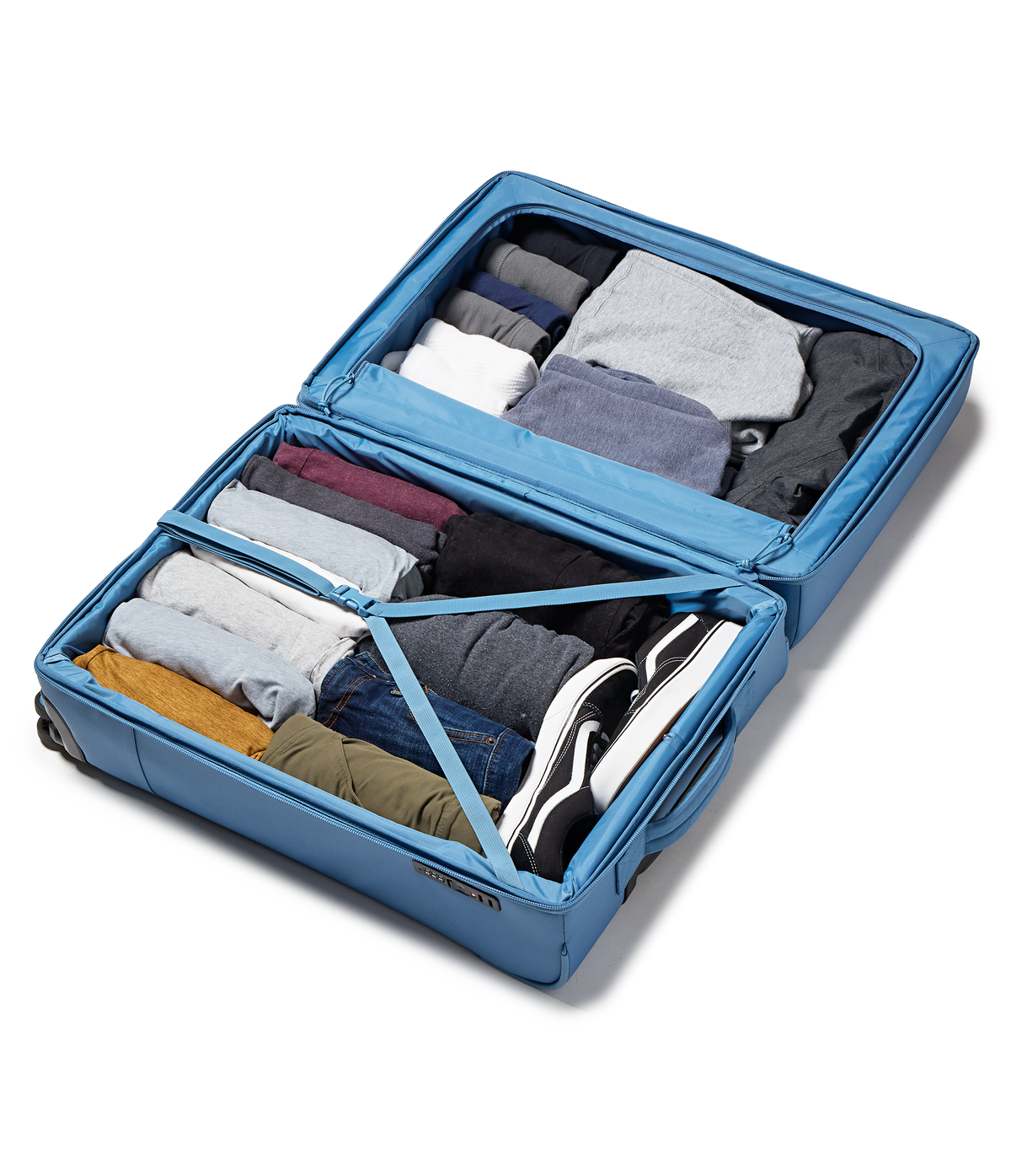 26-checked-luggage-toiletry-bag-elemental-blue-set-l5 JS0A8E8CEW5-DET3.png